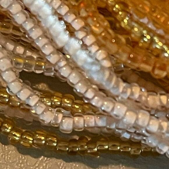 Clam Shell Vintage Multi Strand Seed Bead Necklace Gold & White - Picture 8 of 8